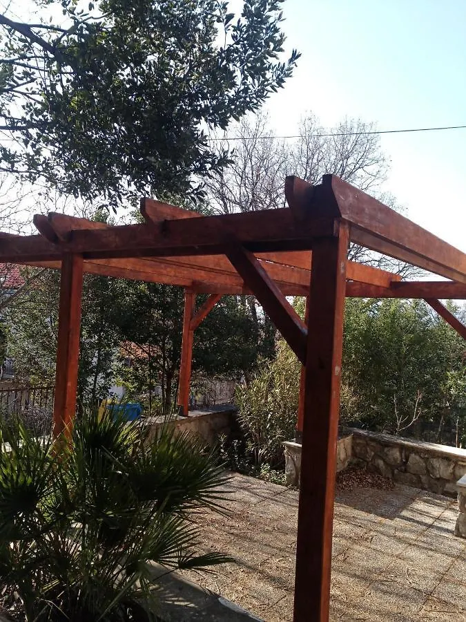Haus Convallaria Villa Pinezici  0*, Pinezici (Krk)